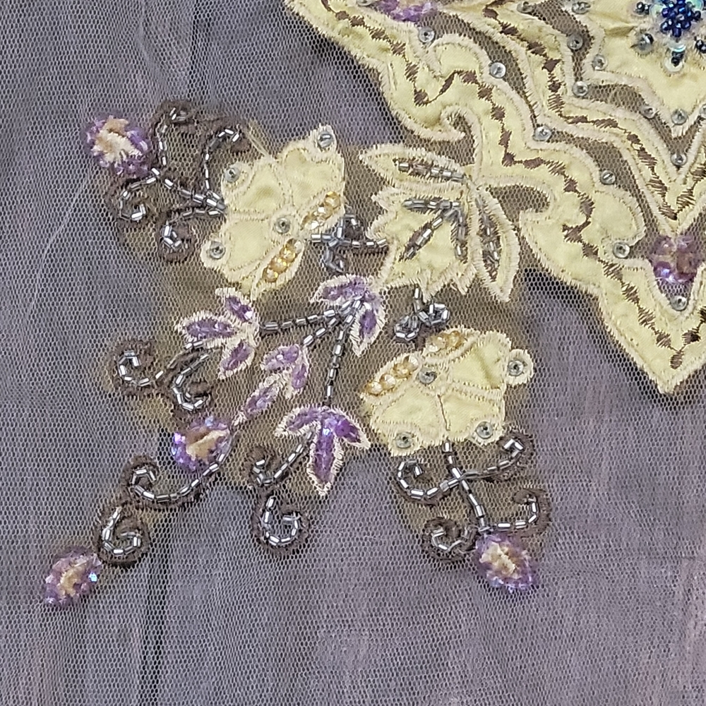 Handmade Indian Sequin Beaded Mesh Table Cloth - Picture 10 of 15
